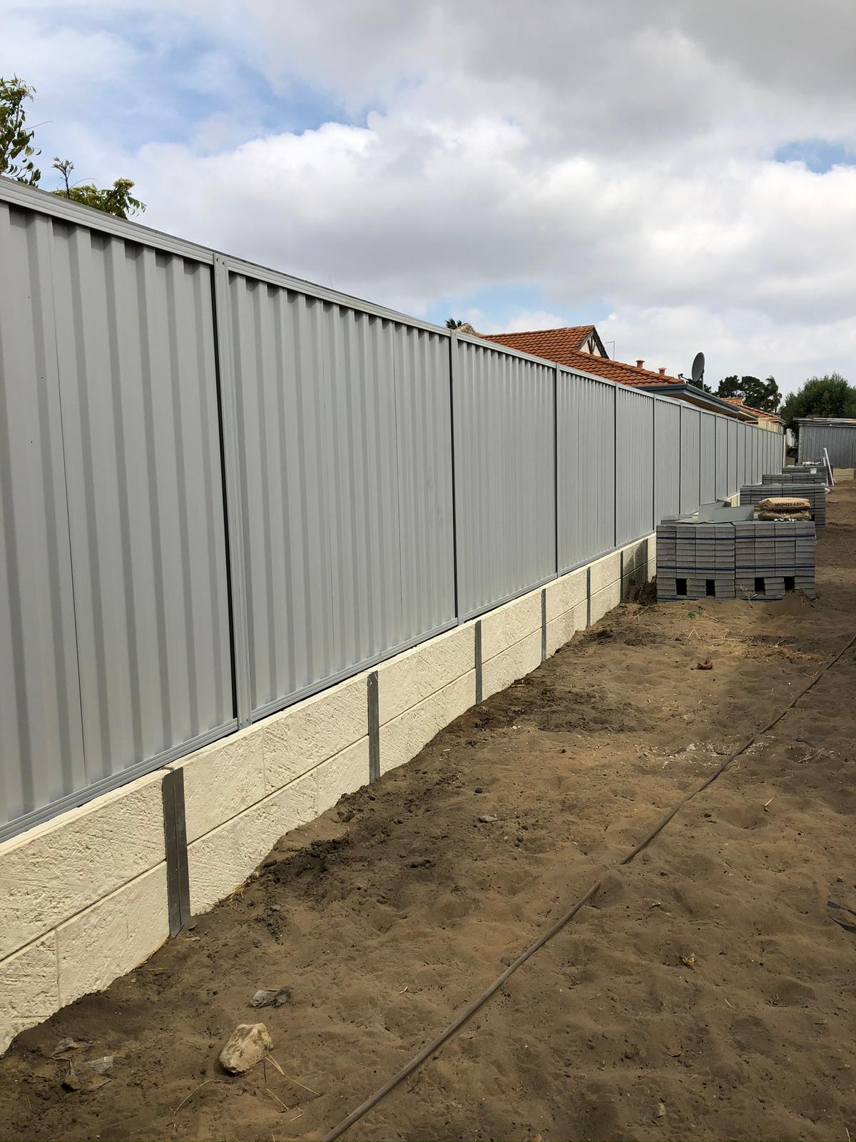 Retaining wall installation by Resolution Fencing in Canning Vale WA