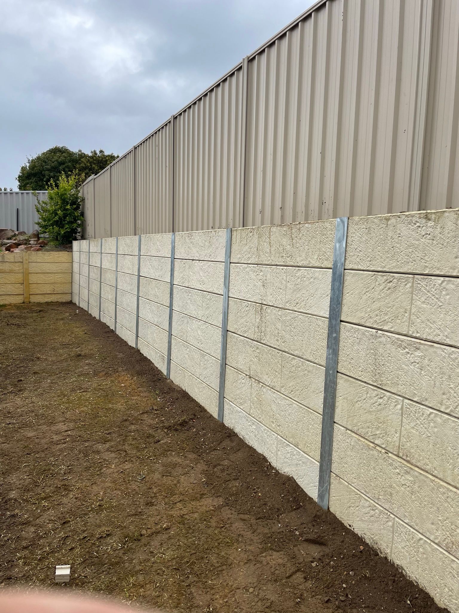 Retaining wall installation by Resolution Fencing in Bull Creek WA